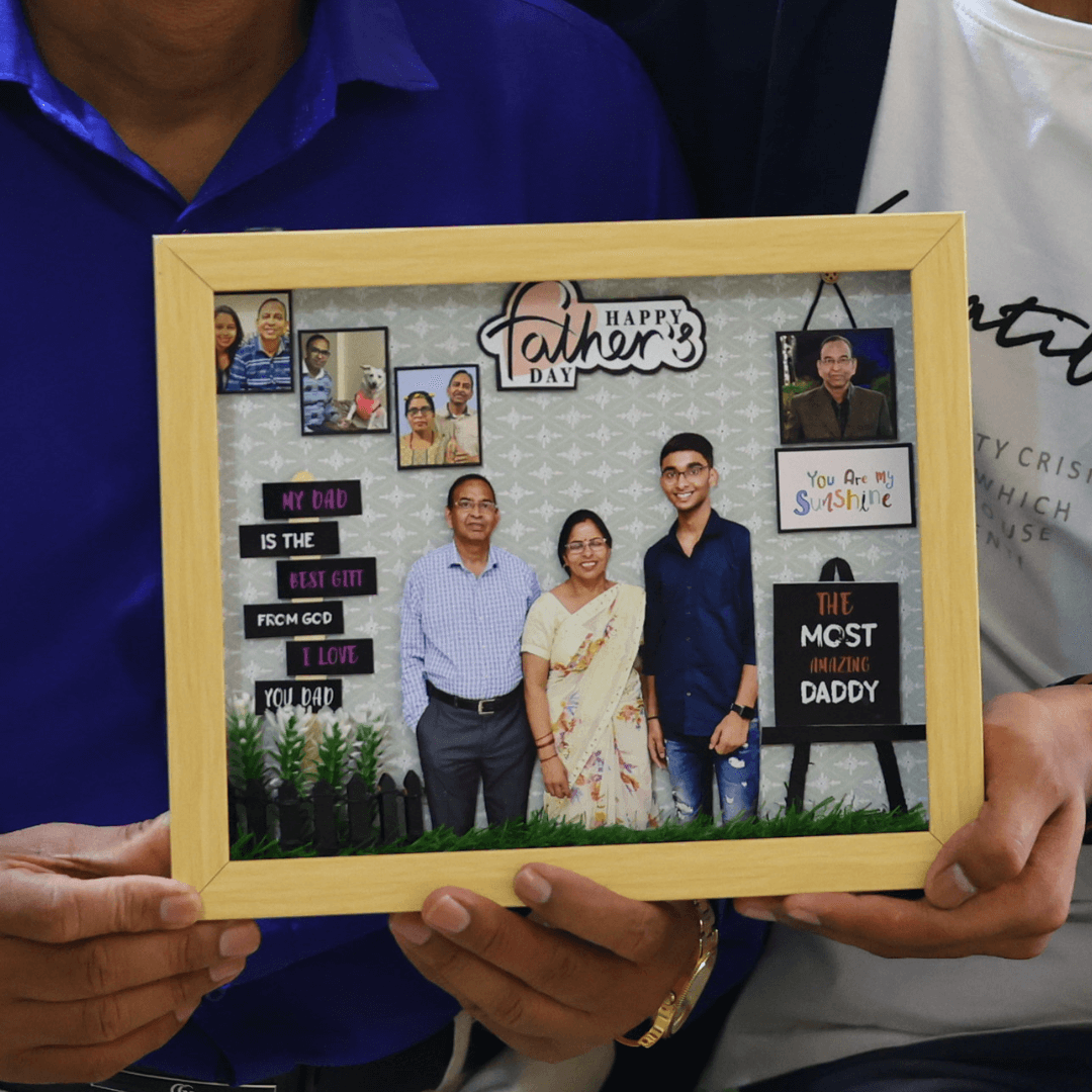 "My Lovely Family" Miniature Frame